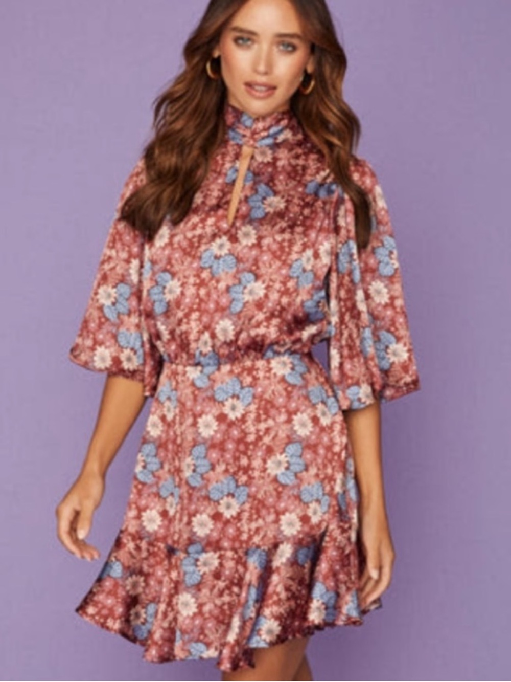 NWT- Vici Satin Foster Keyhole with light blue, navy, cream, rust florals.